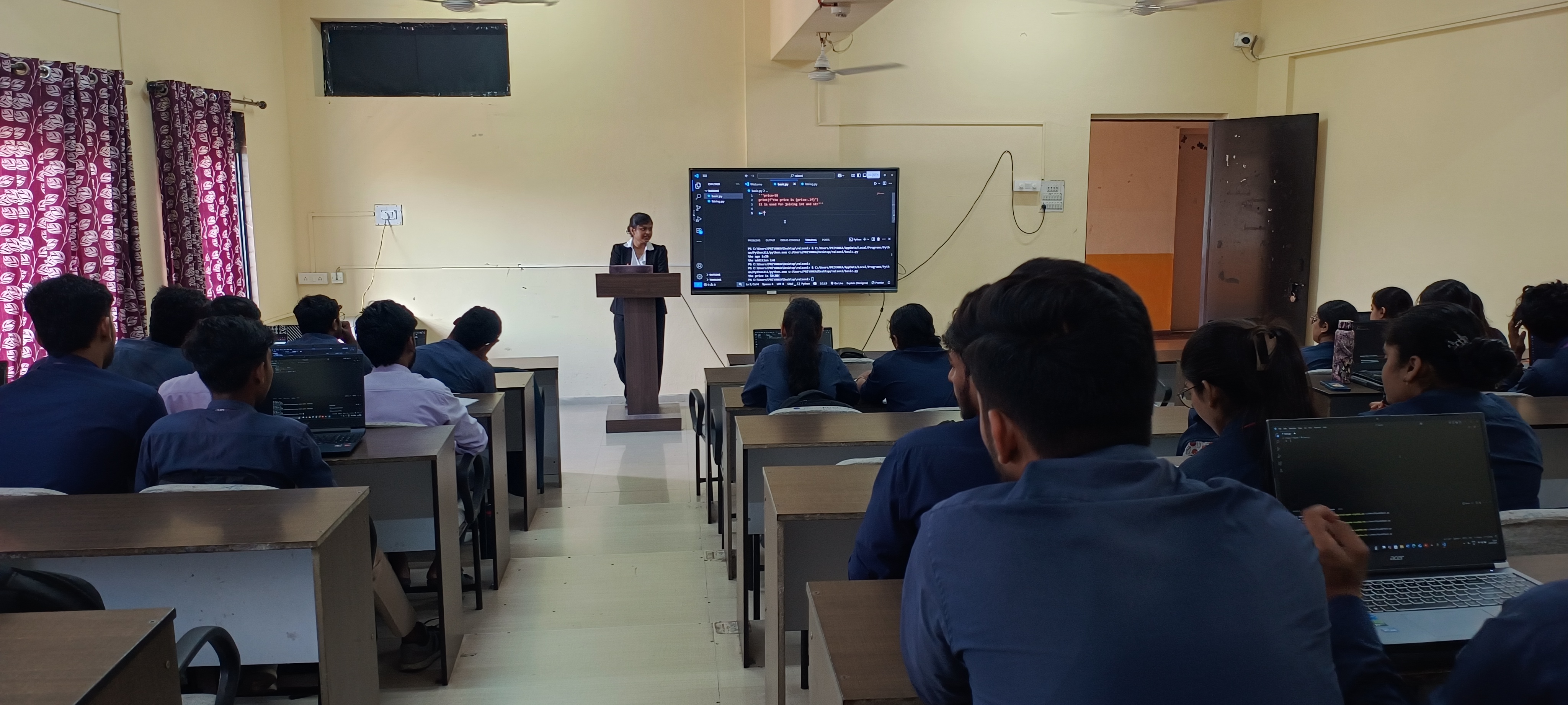 Workshops Image